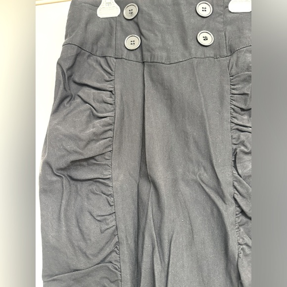 Lipsy Black Pencil skirt. Size large. Gathered front design. Very stretchy. - Picture 1 of 6